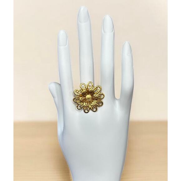 Y2K Coach Gold Flower Ring – Size 5.5 - Picture 1 of 4